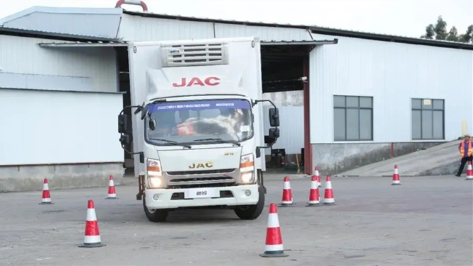 1號口碑！ 高效又安全 螃蟹大戶王老板認準帥鈴冰博士！