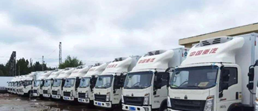 HOWO雪豹冷藏車不懼暑氣，護(hù)鮮一路暢盈！