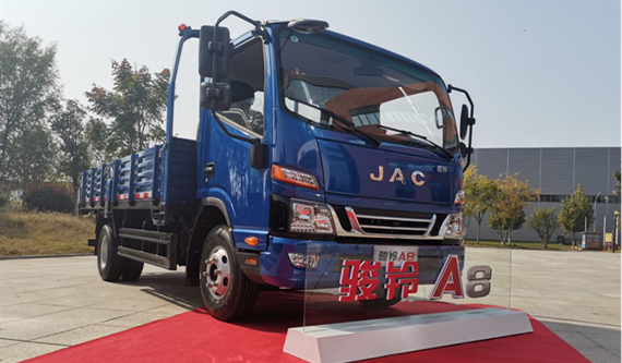 進口水果零擔運輸，湘妹子開江淮1卡駿鈴過愜意生活！