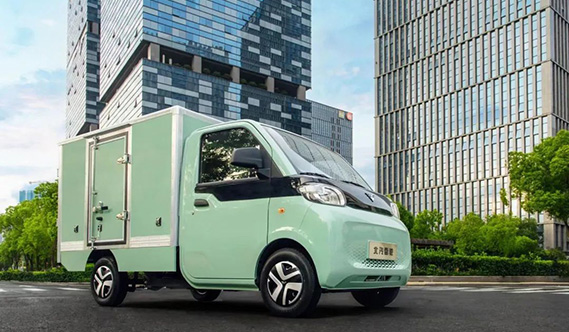 北汽雷馳新能源MINI卡榮膺“新能源城配物流車五星之選