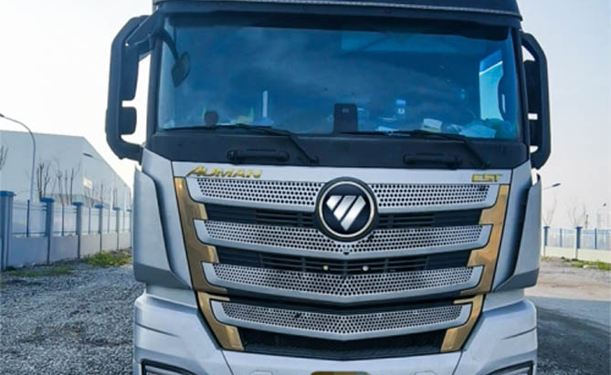 我是重卡節油王 |百公里17.69L！歐曼EST重卡：快遞運輸老司機婁師傅的賺錢能手